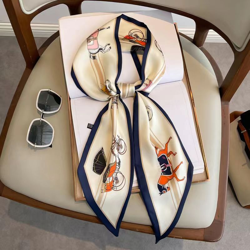 Silk Neck Scarf - Foulard en soie pour femmes, Design