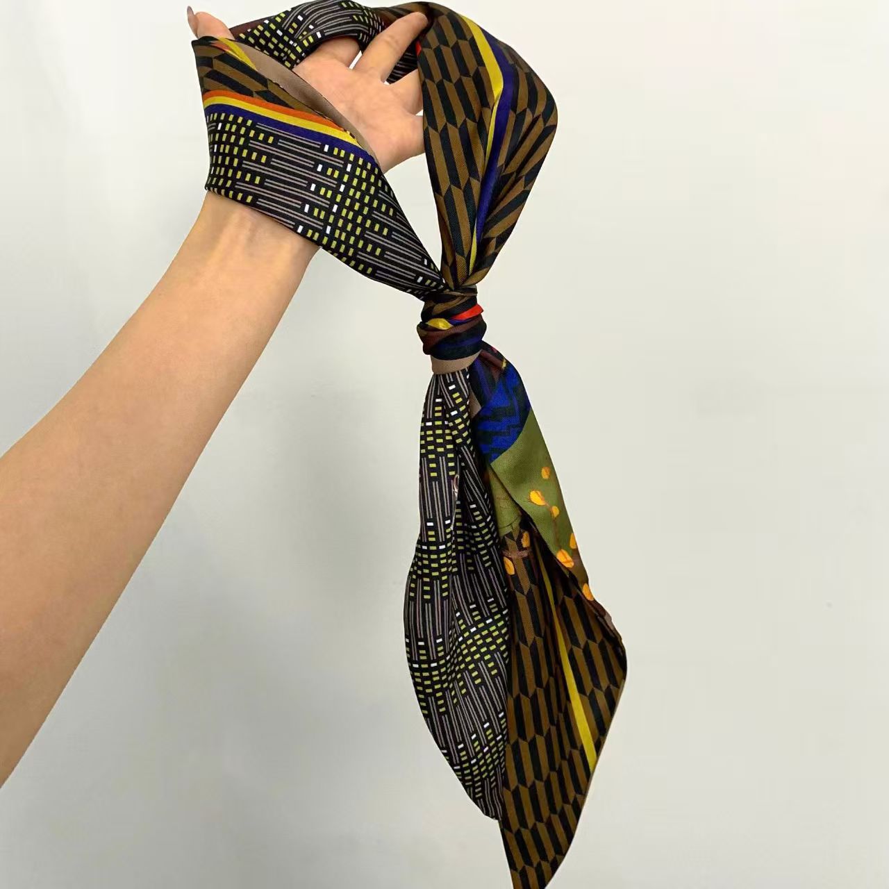 Foulard en soie biaisé imprimé - Head Wrap Turban avis et prix